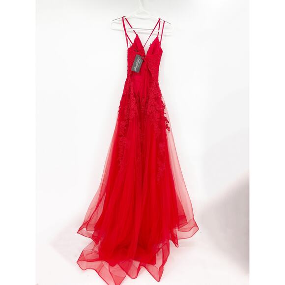 La Femme 28985 Red Tulle Lace Gown Plunge V Neck Lace Up Back Size 00 NEW - Picture 6 of 7